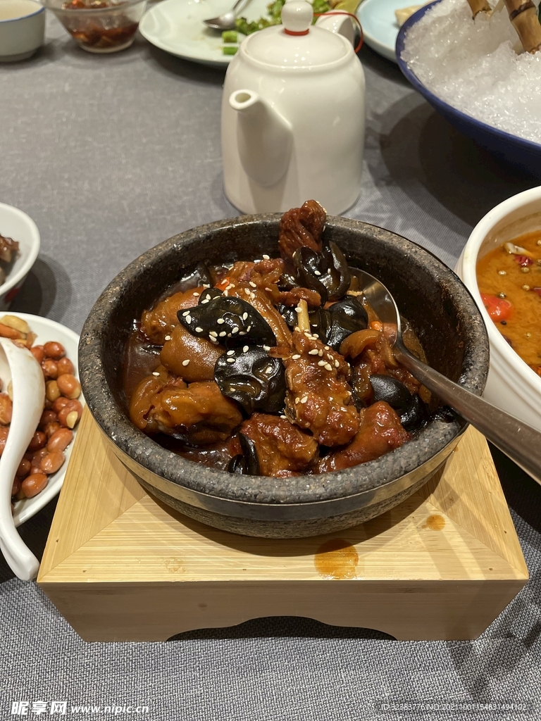 焖鸡