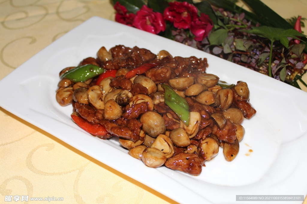 草菇炒牛柳