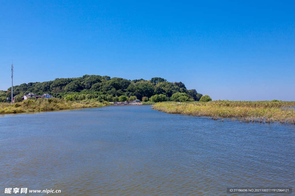 岳阳君山岛景区 汛期游船进出