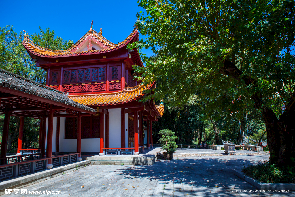 岳阳君山岛景区 朗吟亭