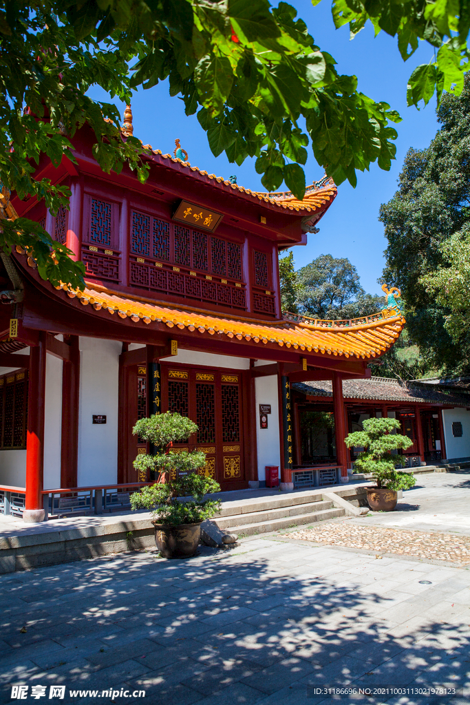 岳阳君山岛景区 朗吟亭