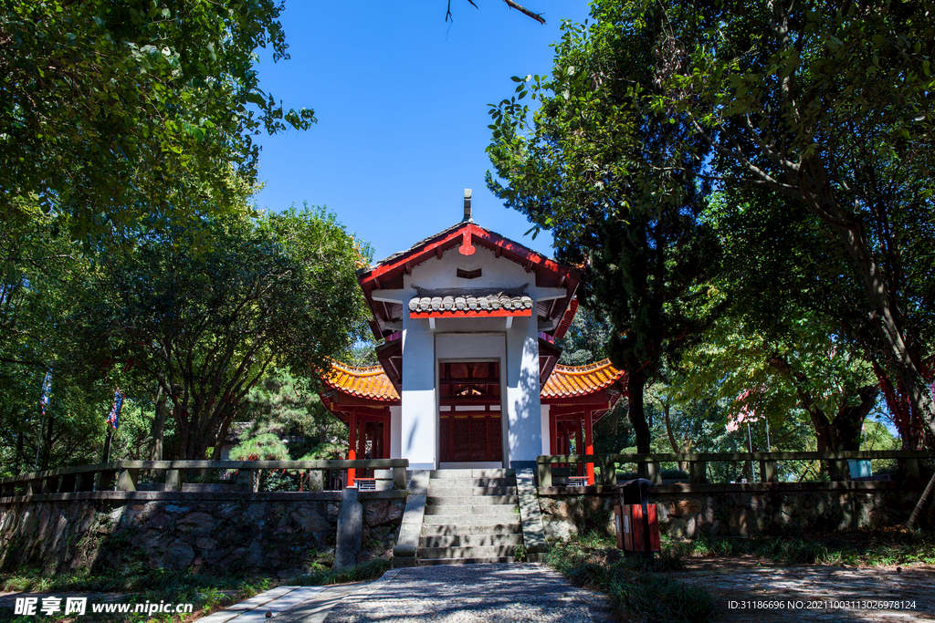 岳阳君山岛景区 朗吟亭