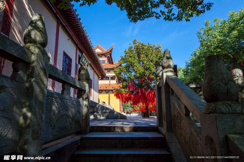 岳阳圣安寺景区 圣安古寺