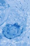 水