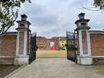 上海影视乐园旧建筑大门