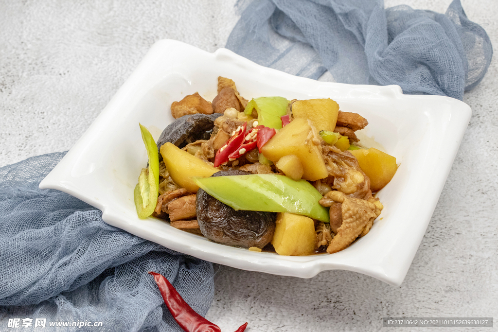 黄焖鸡腿