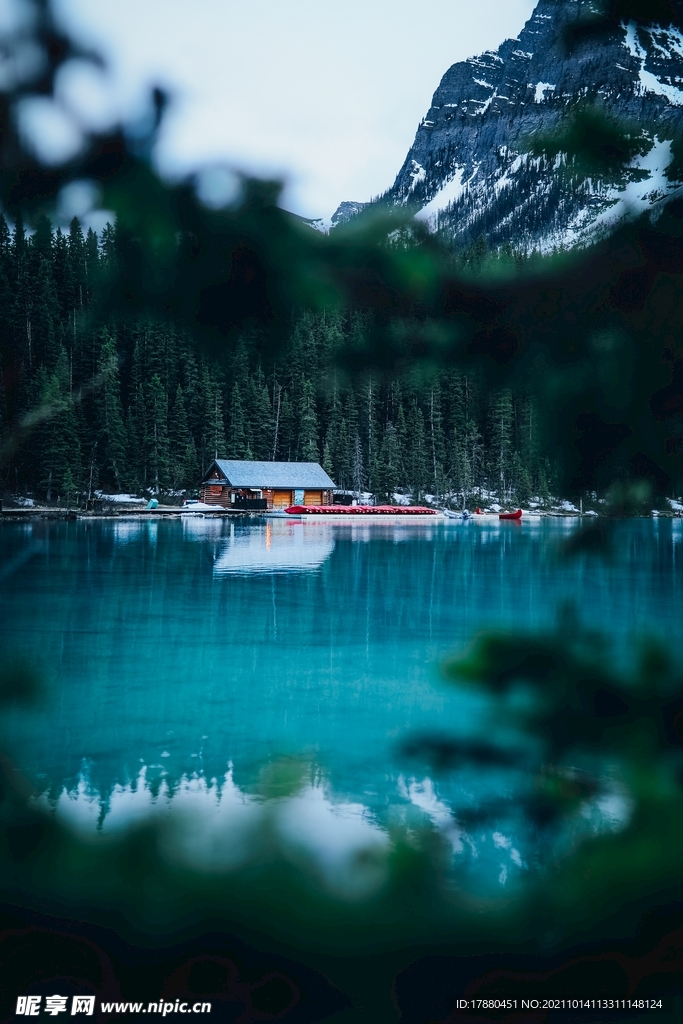 湖水
