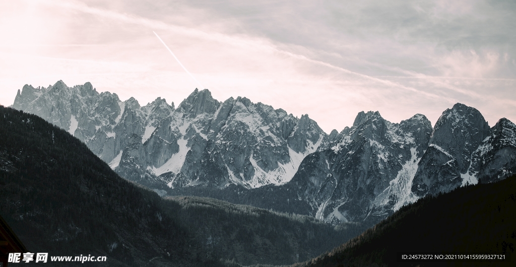 山 