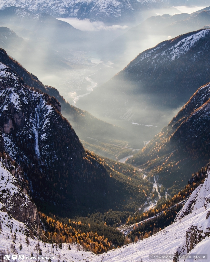 山 