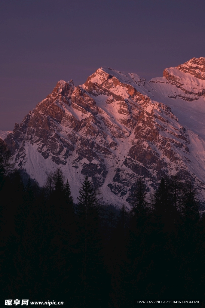 山 
