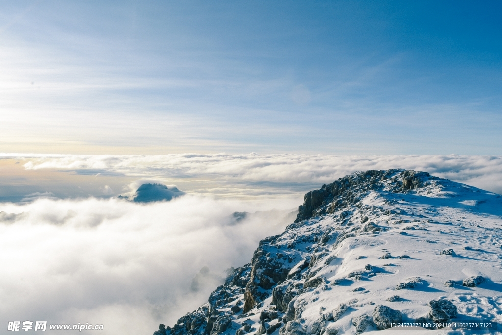 山 