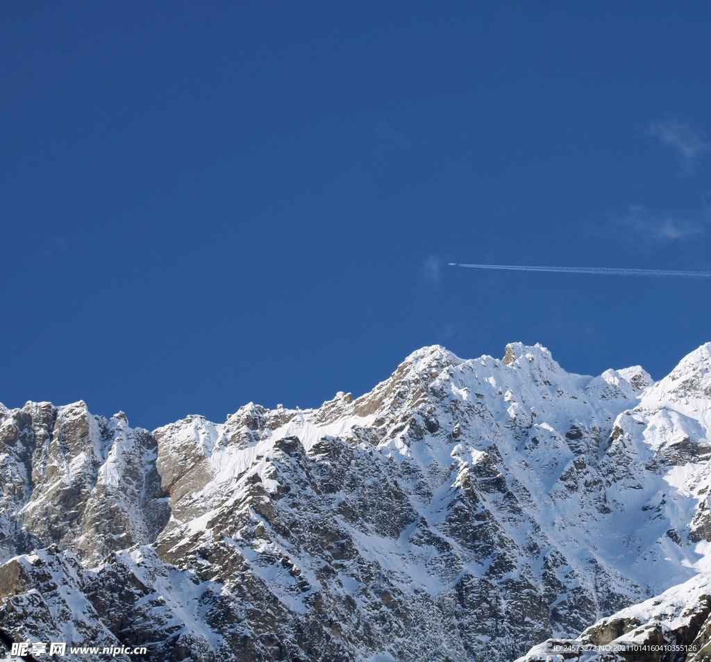 山 