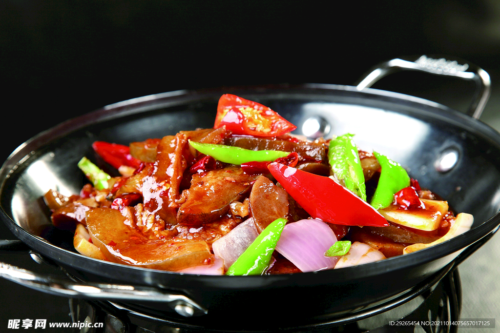 干锅牛肉           