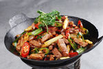 干锅牛肉           