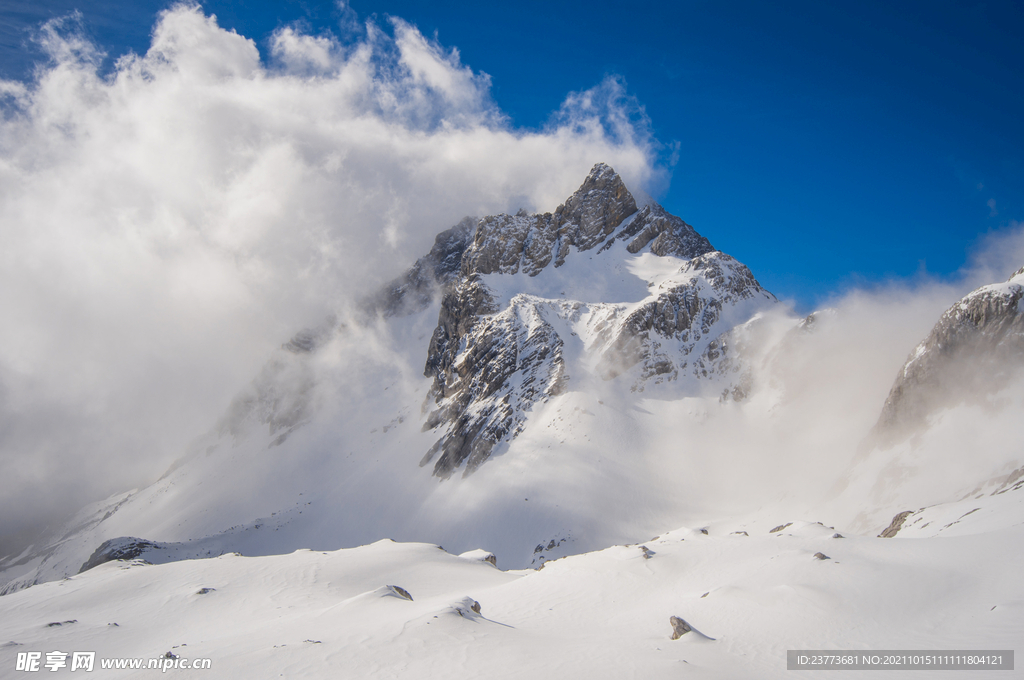 雪山