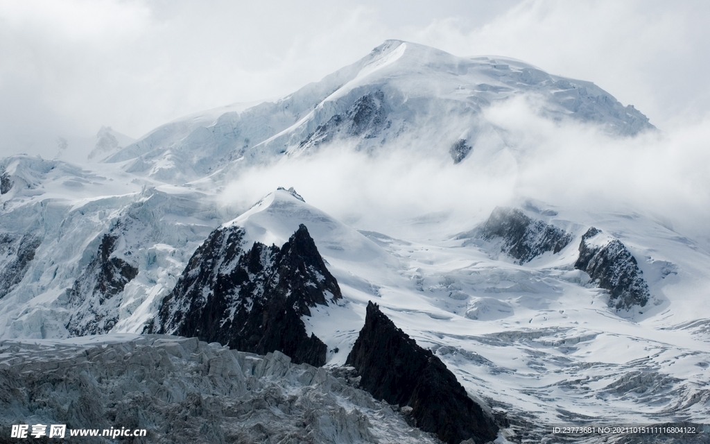 雪山