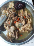 枸杞大枣烧鸡肉