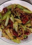 芹菜炒肉