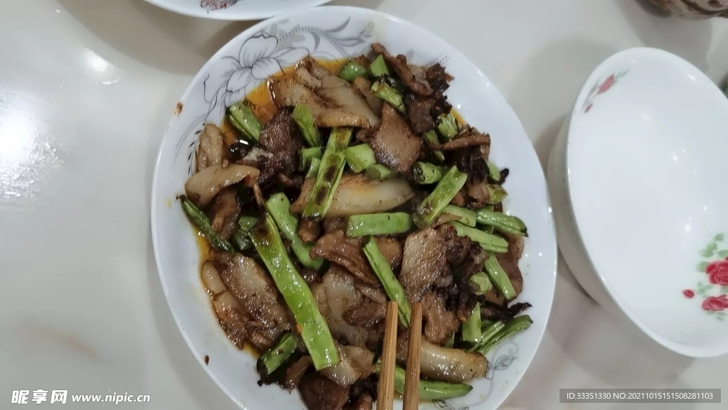 豆角炒回锅肉