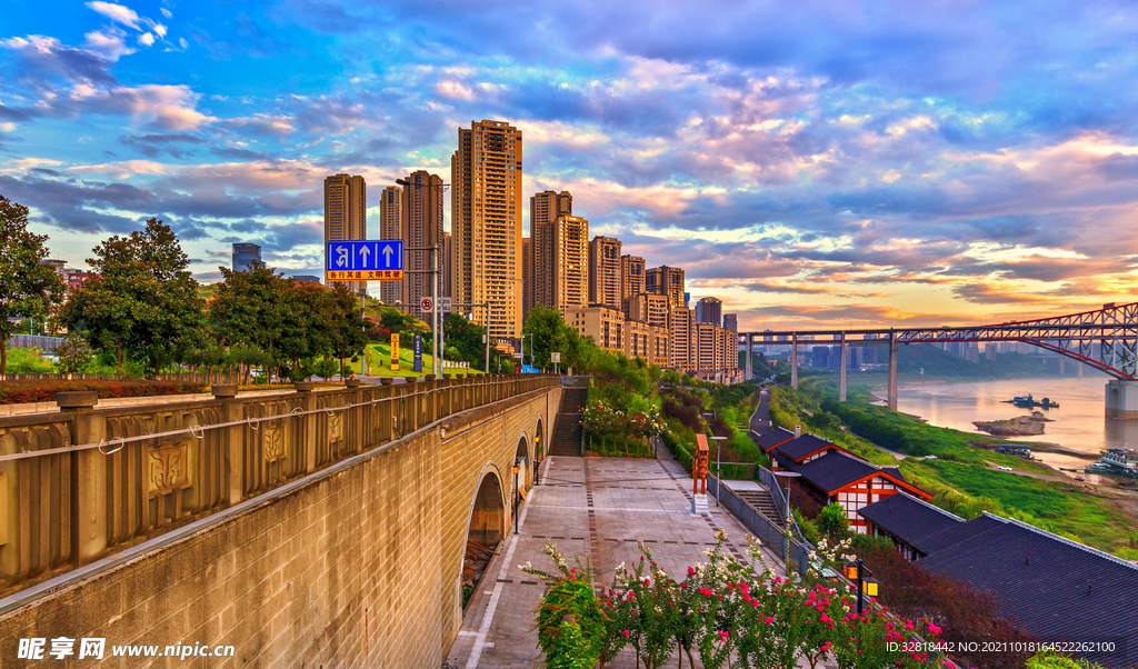 重庆夜景 嘉陵江 南滨路 国金