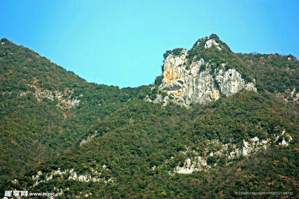 山峰