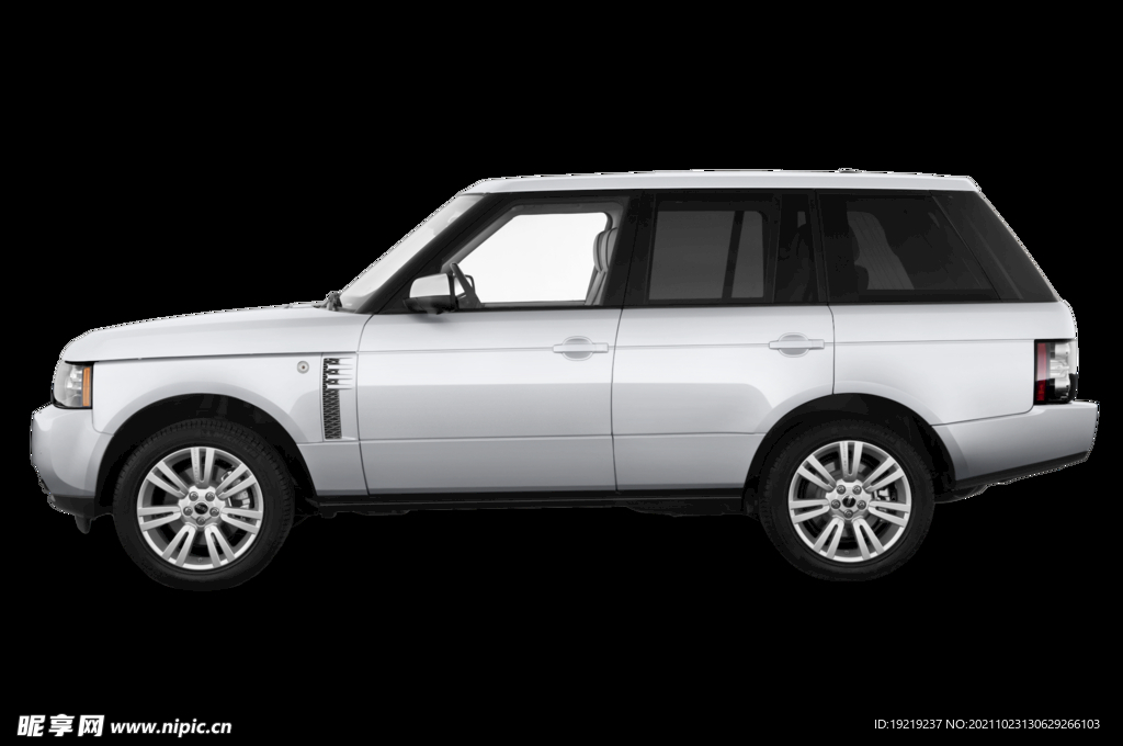 白色SUV