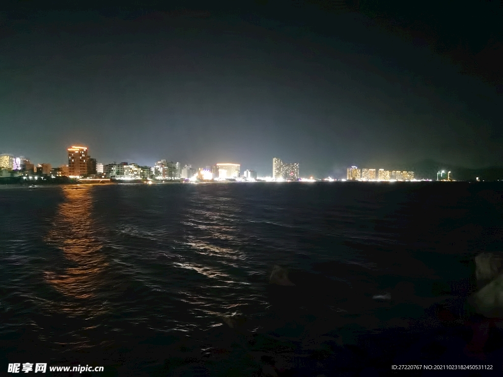 双月湾海边夜色