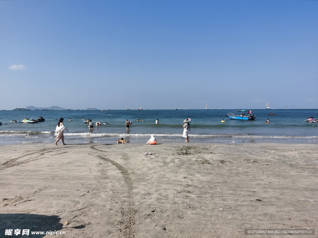 双月湾海边海滨浴场