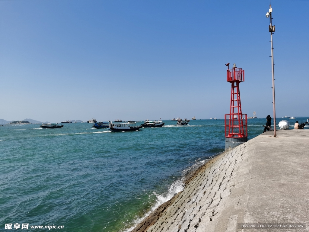 惠州 双月湾 大海 蓝天 渔船
