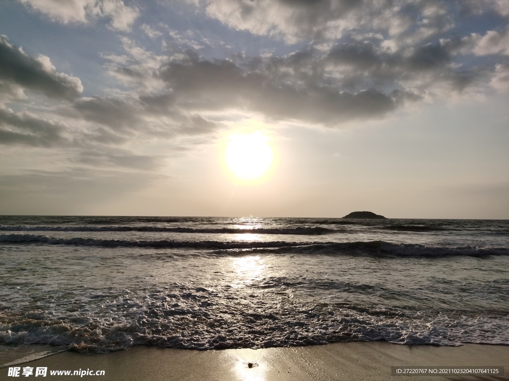 虹海湾日出风景