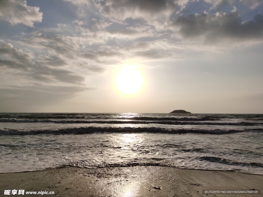 海上日出 