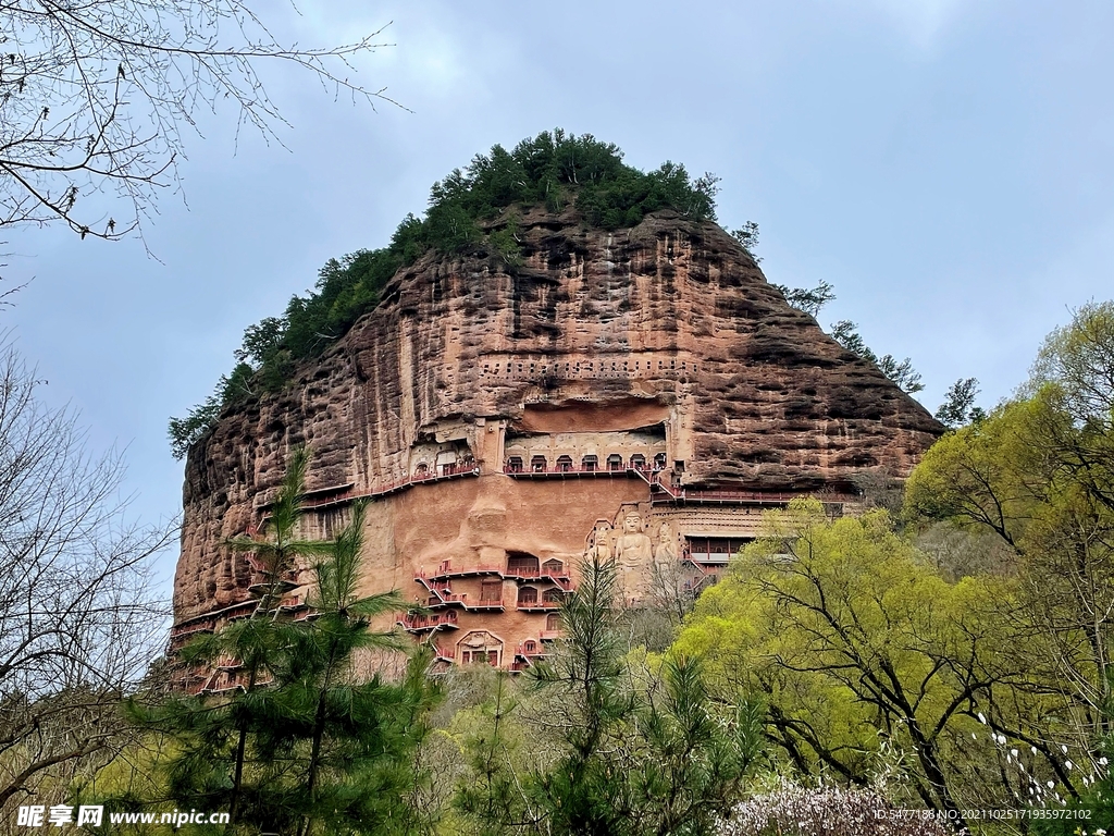 麦积山