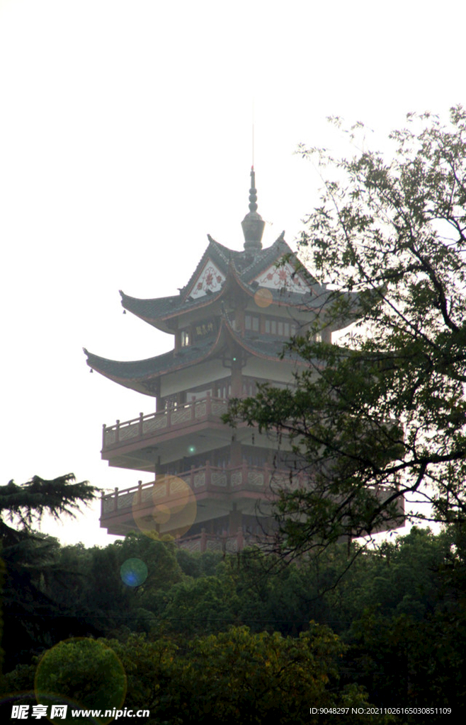 古塔