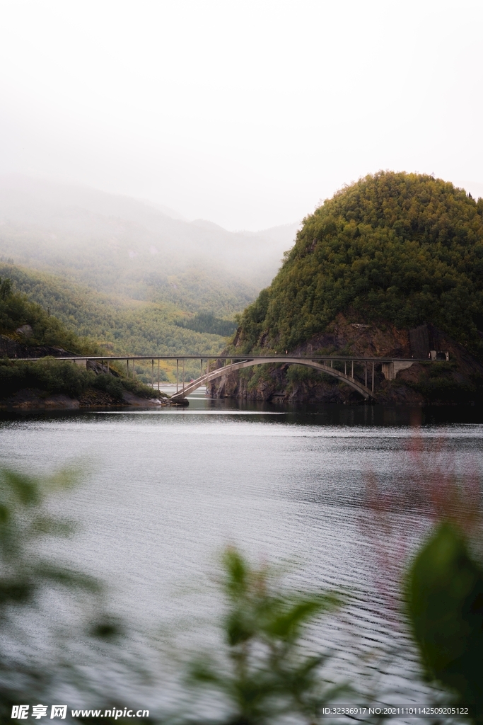 山