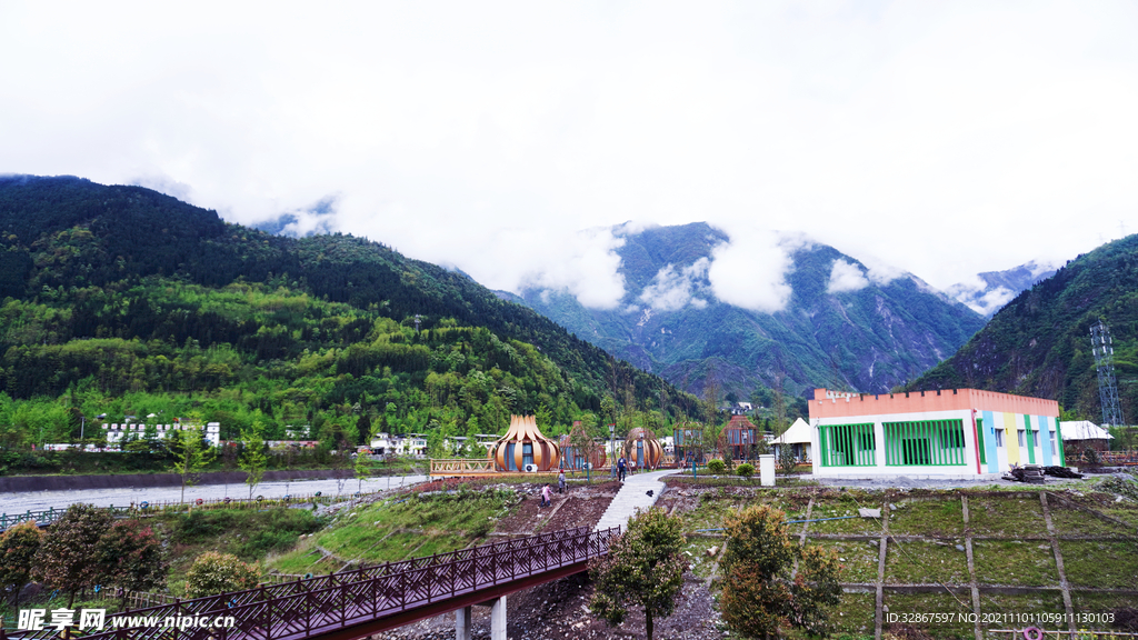 大山中的露营区