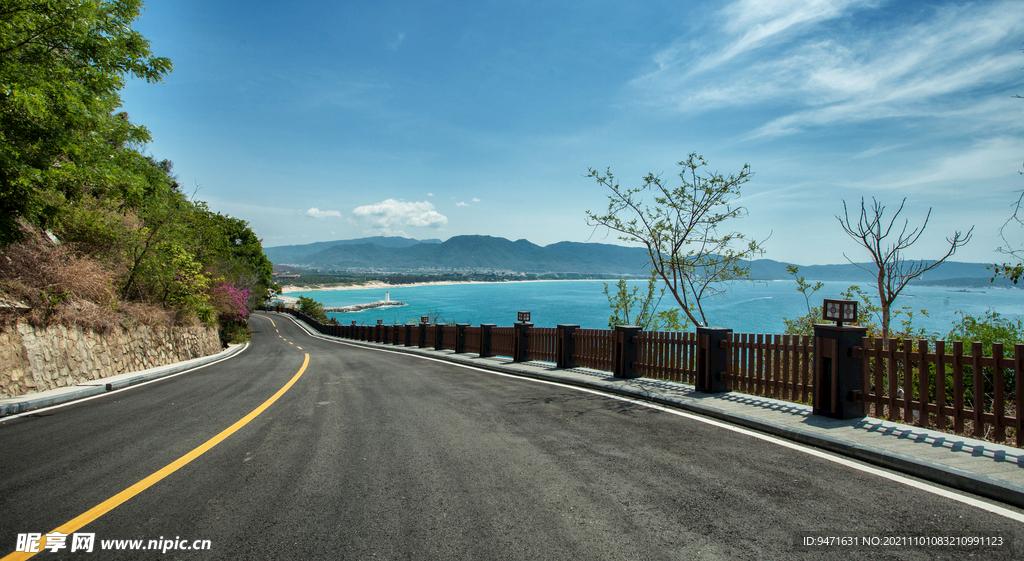 三亚亚龙湾海景公路