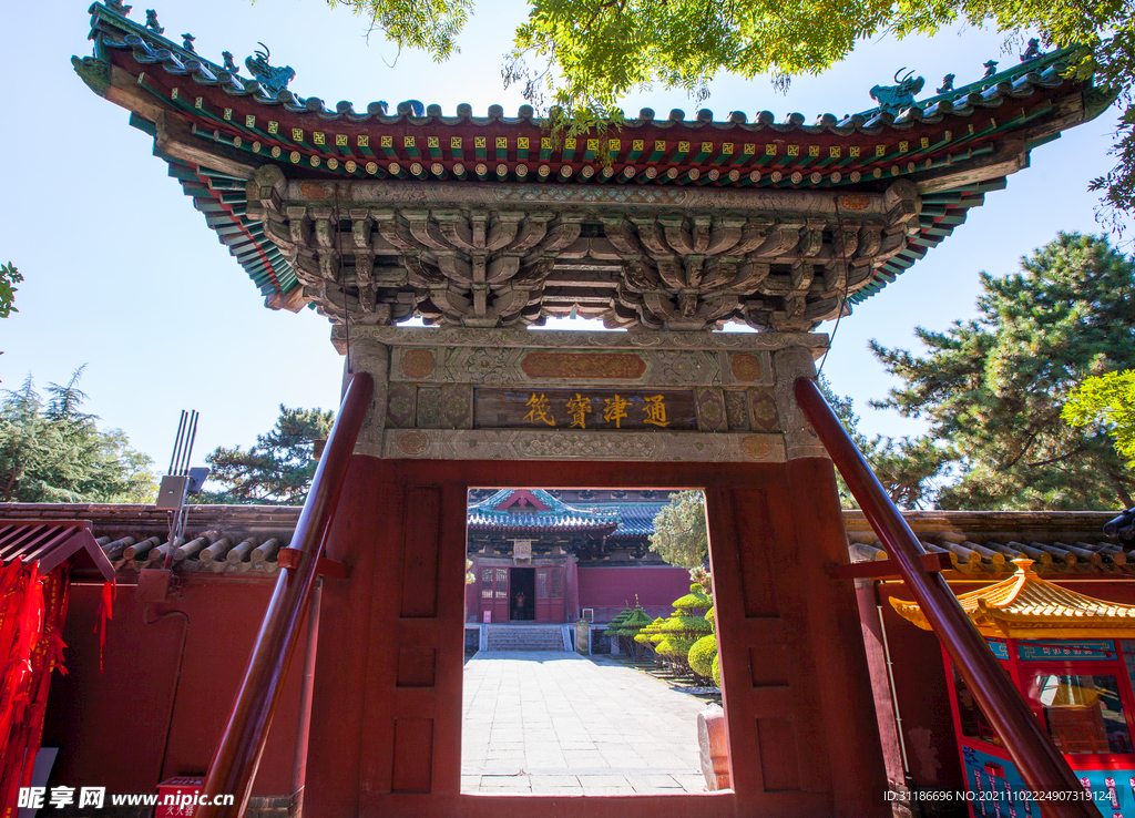 隆兴寺