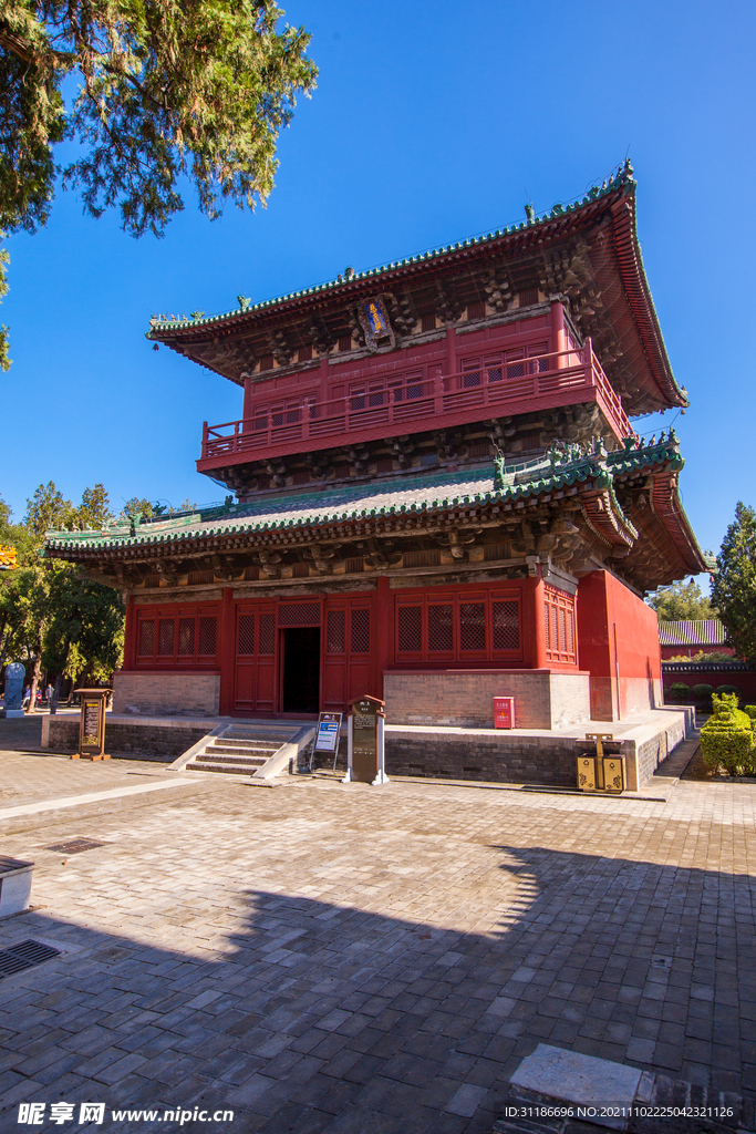 隆兴寺