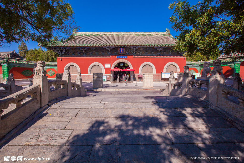 隆兴寺