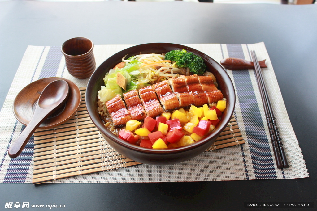 鳗鱼饭套餐