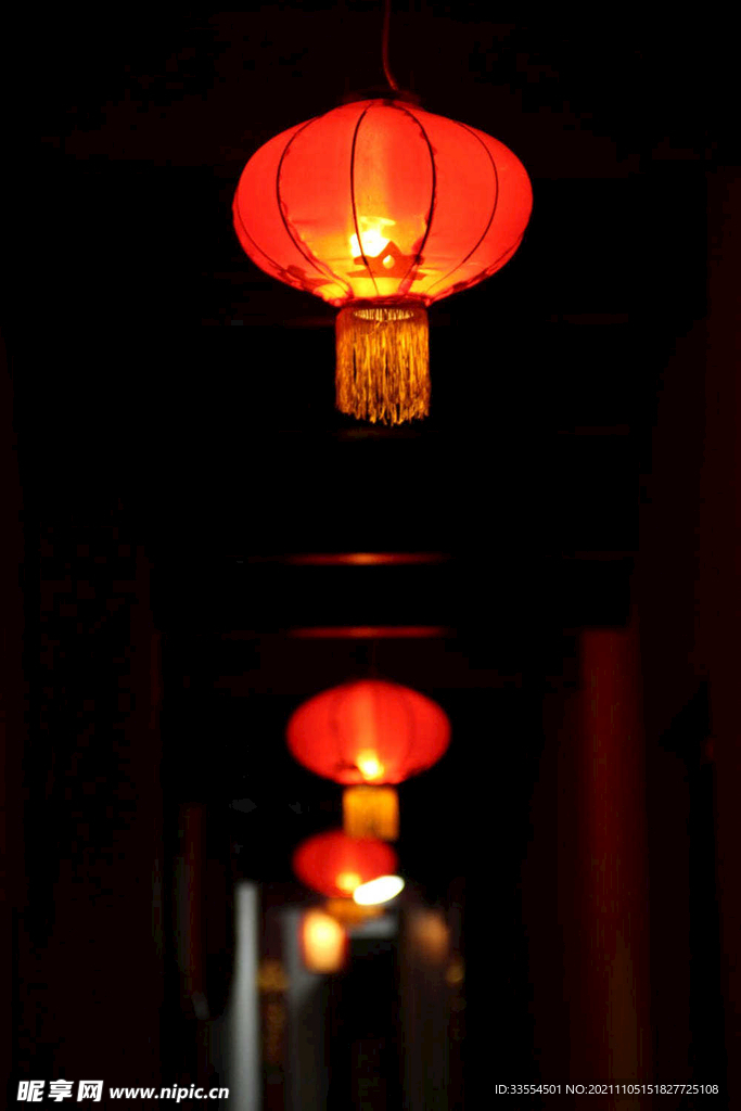 红色背景