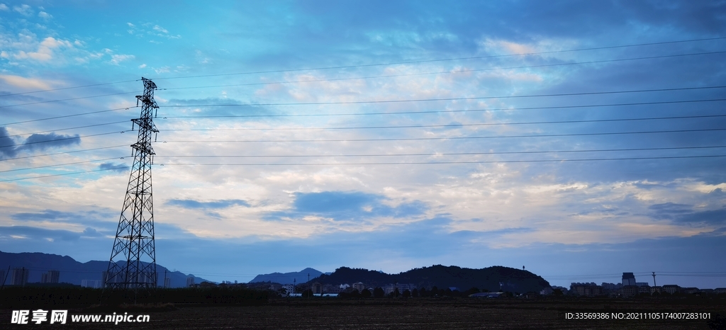 碧蓝天空