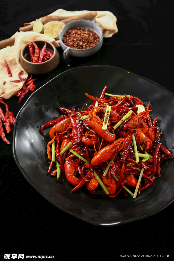 麻辣小龙虾