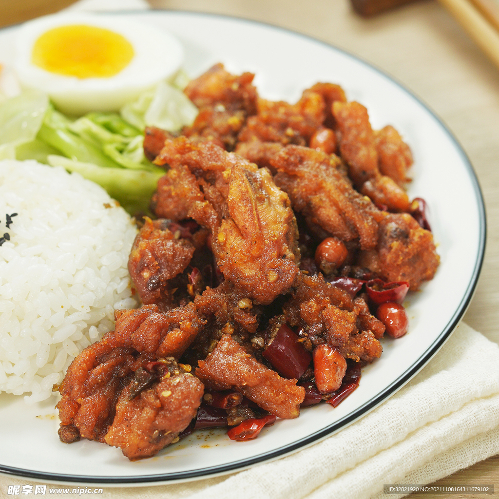快手菜——鸡肉盖浇饭(社畜省时午餐) - 哔哩哔哩