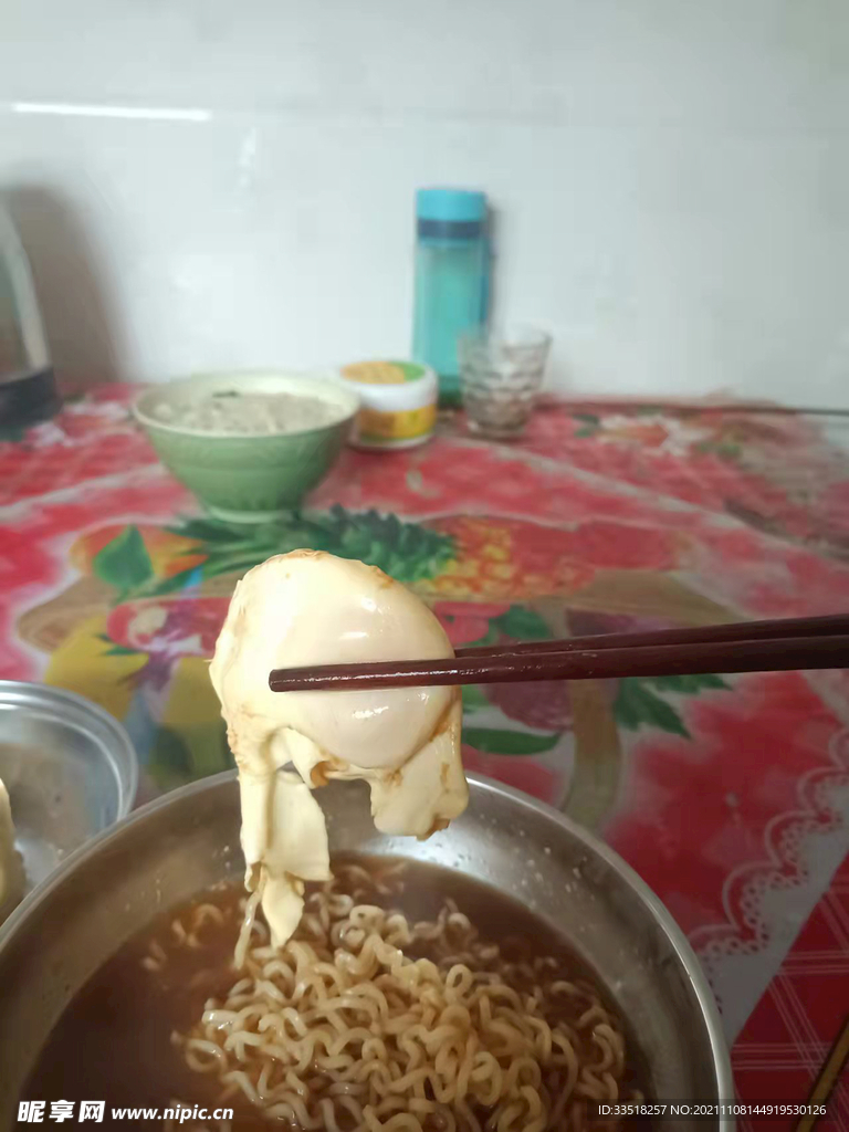 鸡蛋