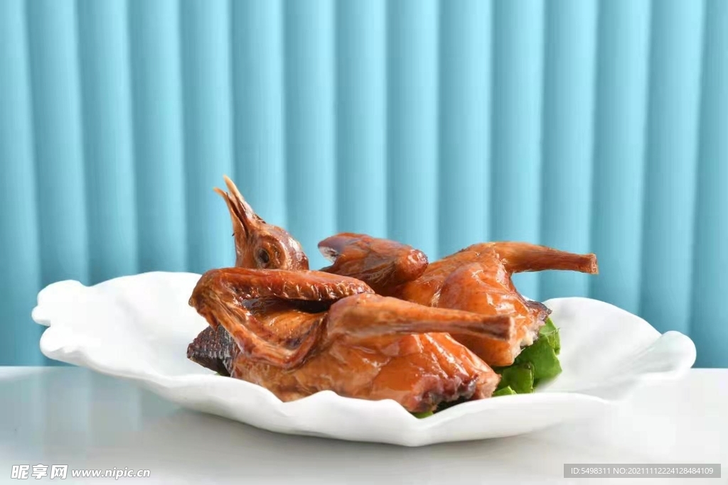 脆皮乳鸽