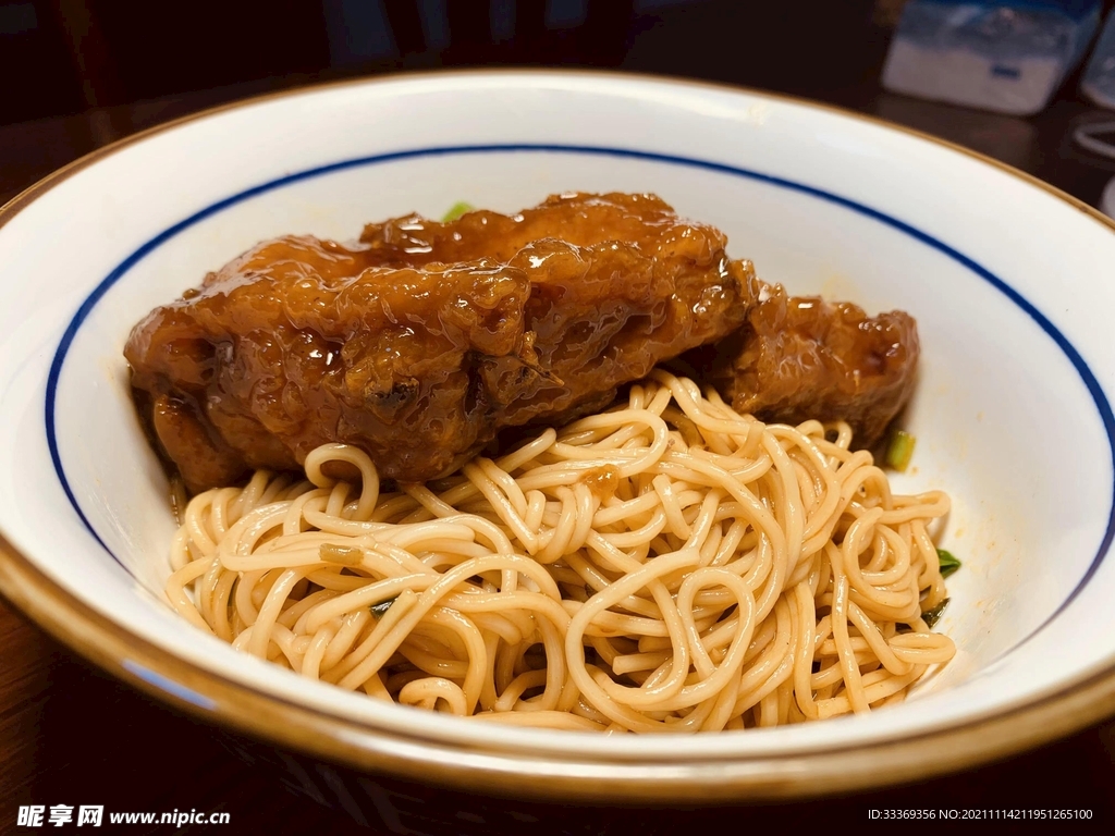 酥鱼面