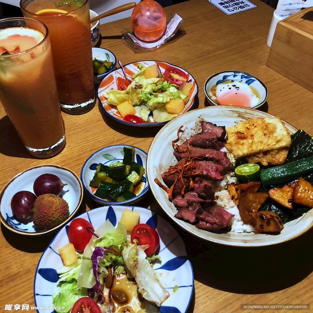 牛排饭 沙拉 小吃 饮品 西餐