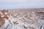 平山湖地质公园大峡谷雪景 