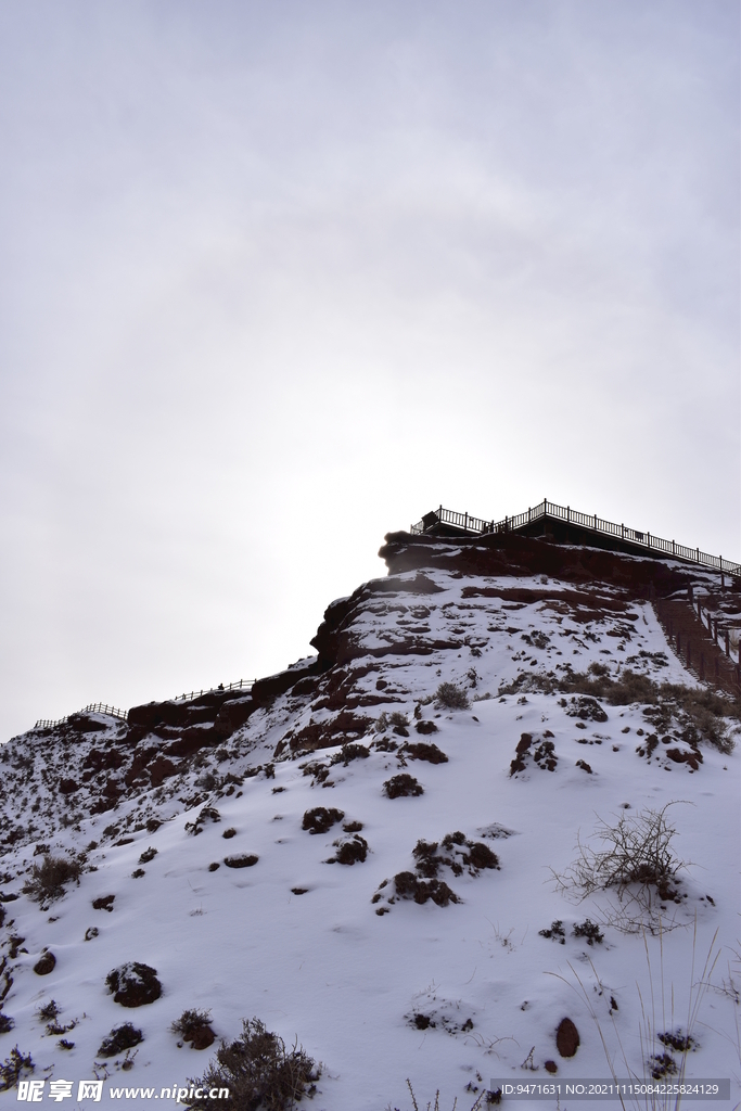 平山湖地质公园大峡谷雪景 